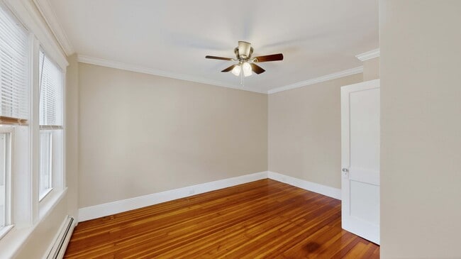 Building Photo - 5 Ropes St