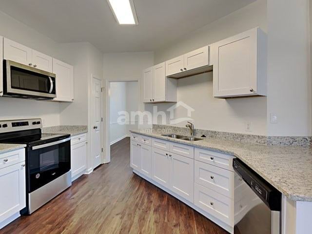 Building Photo - 9276 Durhamshire Dr