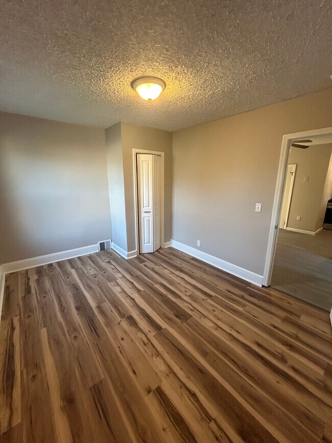 1st Bedroom - 120 S End Rd