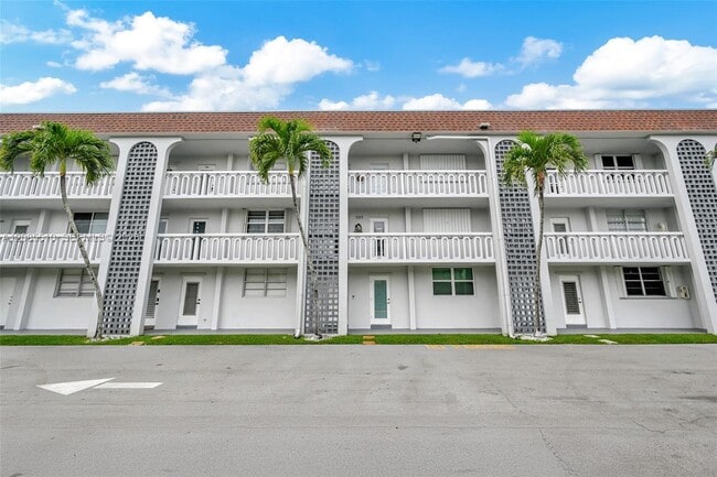 Foto del edificio - 400 SE 10th St