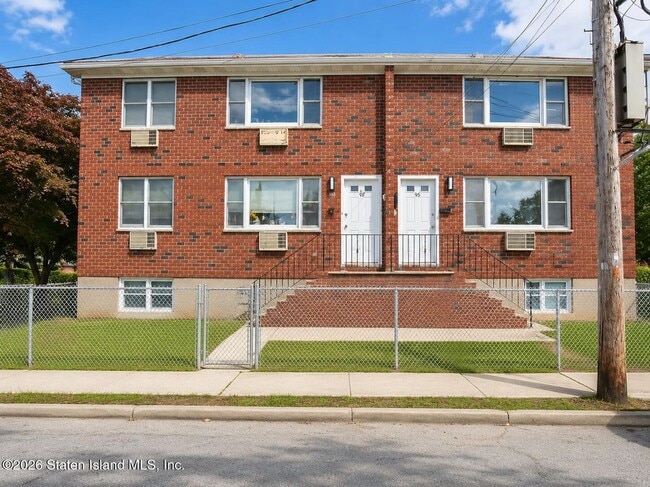 Building Photo - 91 Wallace Ave