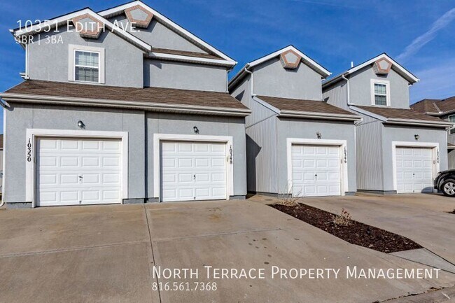Building Photo - Great 3BR 2.5BATH Townhouse in Kansas City...