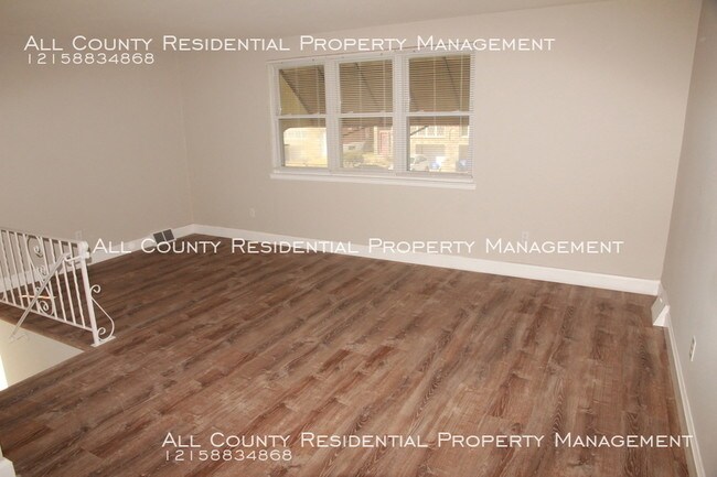 Building Photo - 7963 Algon Ave