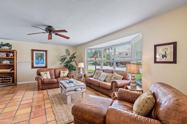 Foto del edificio - 3 br, 2.5 bath House - 1160 Singer Dr
