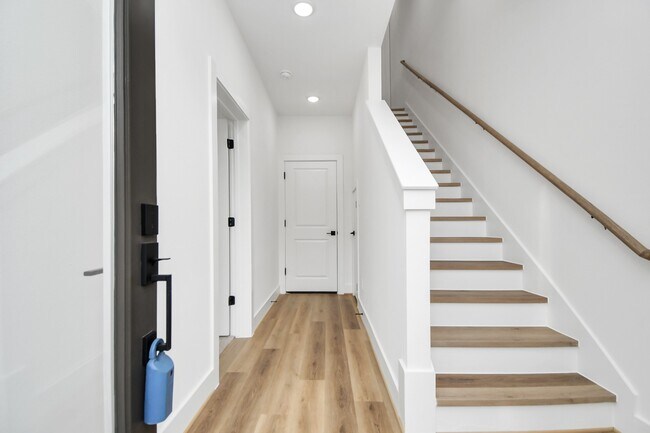 Foto del edificio - 4802 Elysian St