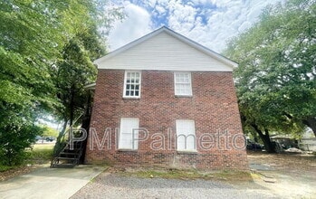 Building Photo - 1717 Burnham St