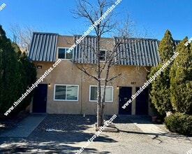 Building Photo - 187 Monte Largo Dr NE