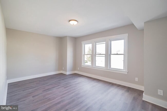 Building Photo - 868 Haddon Ave