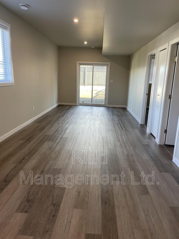 Building Photo - 6285 Monterey Rd