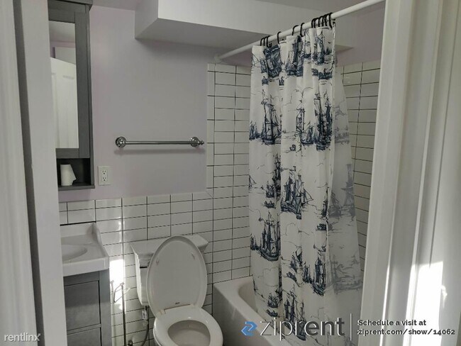 Foto del edificio - 3 br, 1 bath House - 1409 10th St, Oakland...
