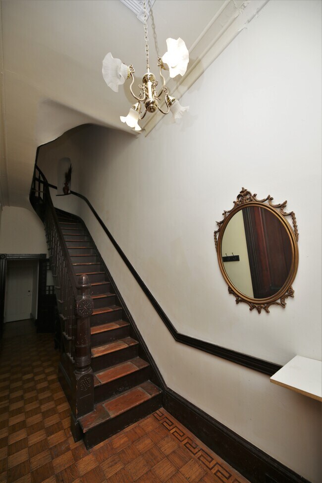 Foto del edificio - 2125 Saint Paul St