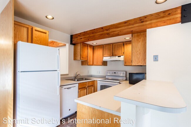Building Photo - 3 br, 2 bath House - 332 Woodside Avenue #2