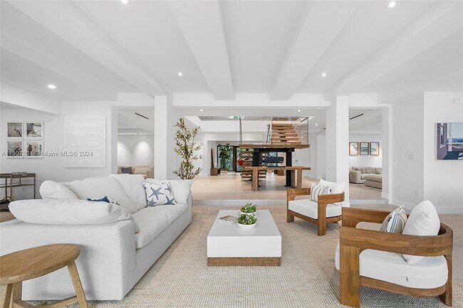 Foto del edificio - 945 Mariner Dr