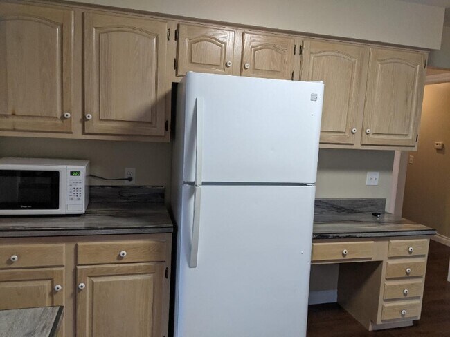 Foto del edificio - 298 Cranbrook Dr