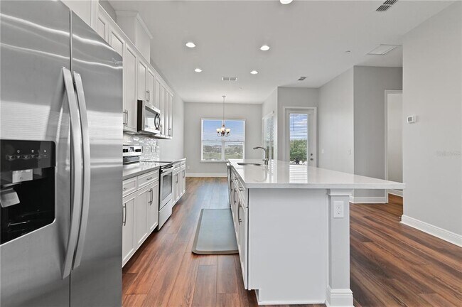 Building Photo - 8150 Elion St