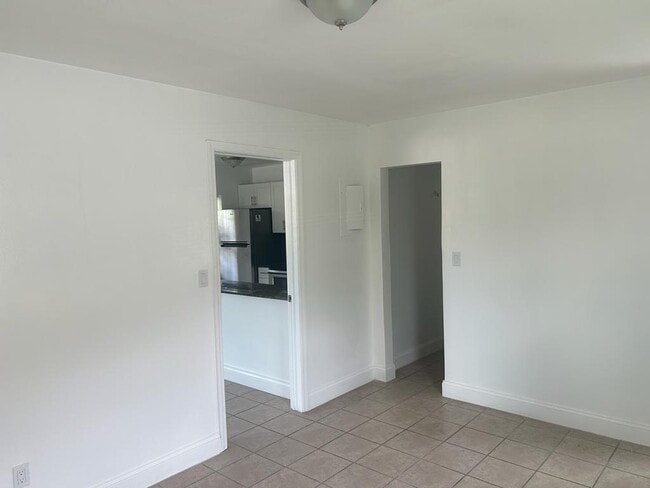 Foto del edificio - 1140 SW 30th St