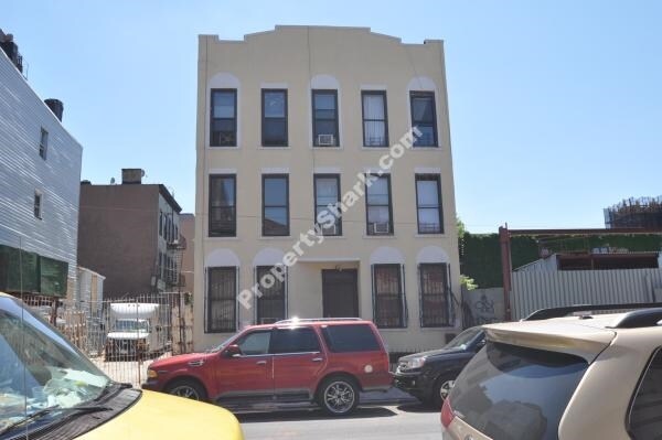Building Photo - 444 Park Ave