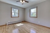 Foto principal - 321 W College Ave