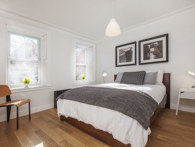 Building Photo - 1585 Pacific St