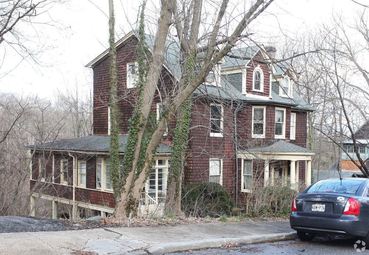 1814 Sulgrave Ave, Baltimore, MD 21209 Apartments in Baltimore, MD