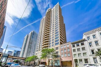 Building Photo - 200 N Jefferson St