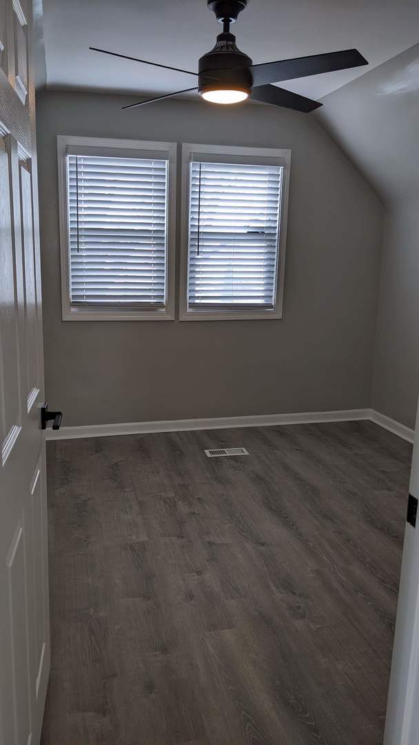 Building Photo - 2507 N LOTUS Ave