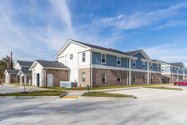 Building Photo - Robinson Road Apartments 62+