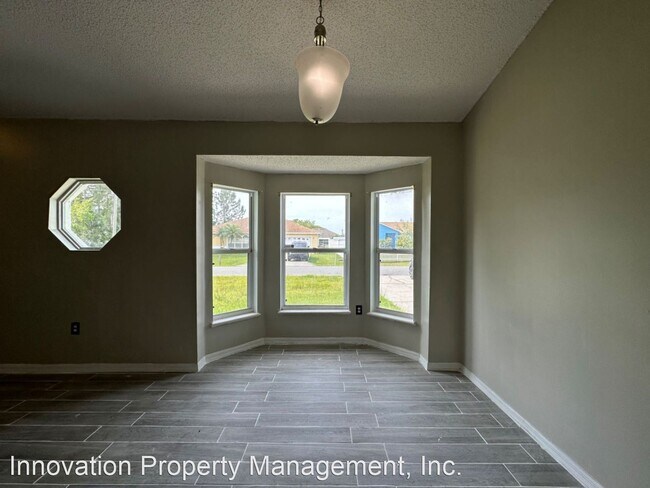 Foto del edificio - 3 br, 2 bath House - 215 Great Yarmouth Ct.