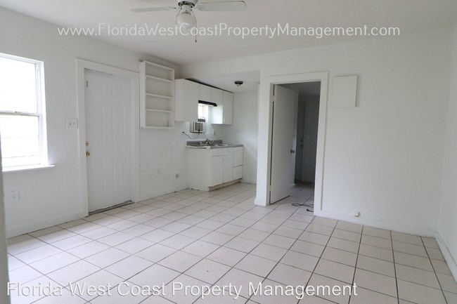 Building Photo - 3525 14th St W