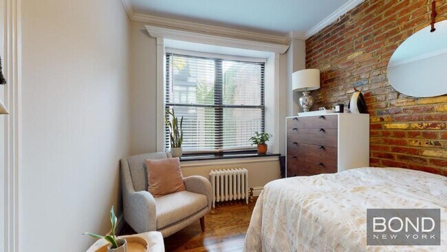 Foto del edificio - 432 E 13th St