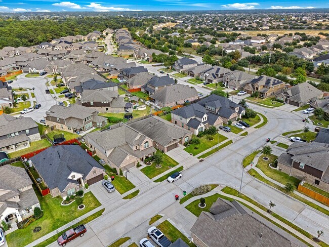 Foto del edificio - 15114 Winthrop Manor Way