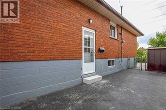 Building Photo - 49 Selkirk Ave