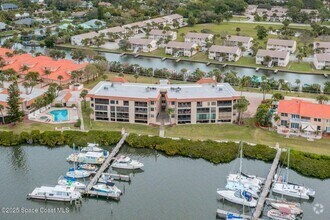 Building Photo - 18 Marina Isles Blvd