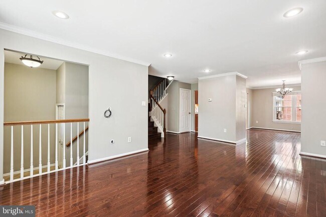 Foto del edificio - 10150 Village Knolls Ct