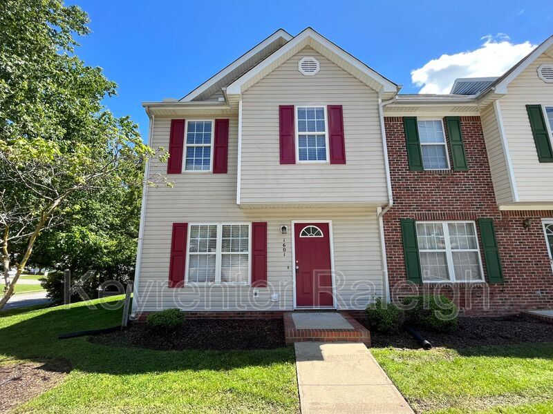 1601 Briarmont Ct, Raleigh, NC 27610 Townhome Rentals in Raleigh NC