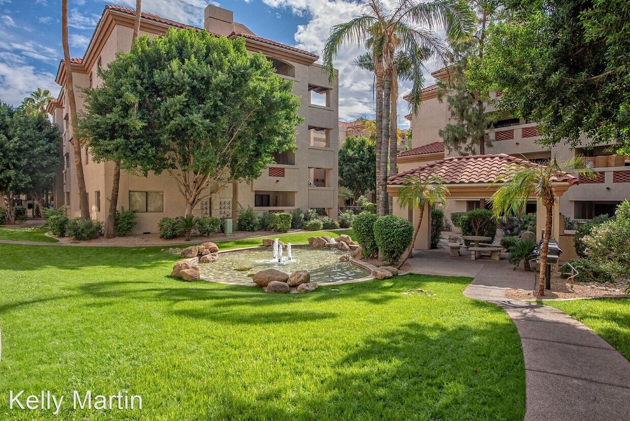 Foto principal - 2 br, 1.5 bath House - 5104 N 32nd Unit 122
