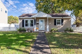 Building Photo - 7406 Wickham Ave