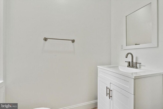 Foto del edificio - 17 N Millick St