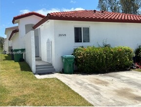 Building Photo - 20749 SW 80th Pl