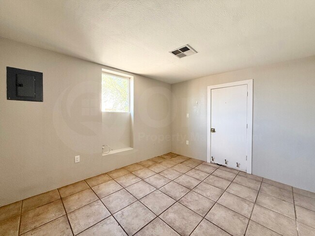 Foto del edificio - 1548 W McKinley St