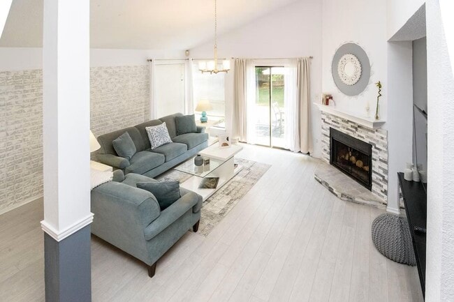 Building Photo - 2109 Waterway Bend