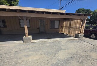 Building Photo - 1515 Solano St
