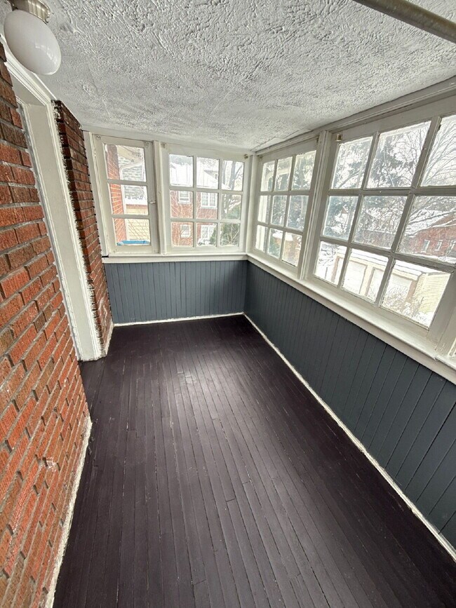 Foto del edificio - "Charming 3-Bed, 1.5-Bath on East 124th"