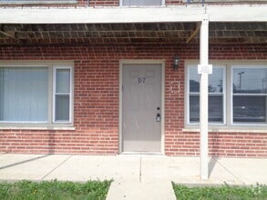 Building Photo - 1340 N Main St