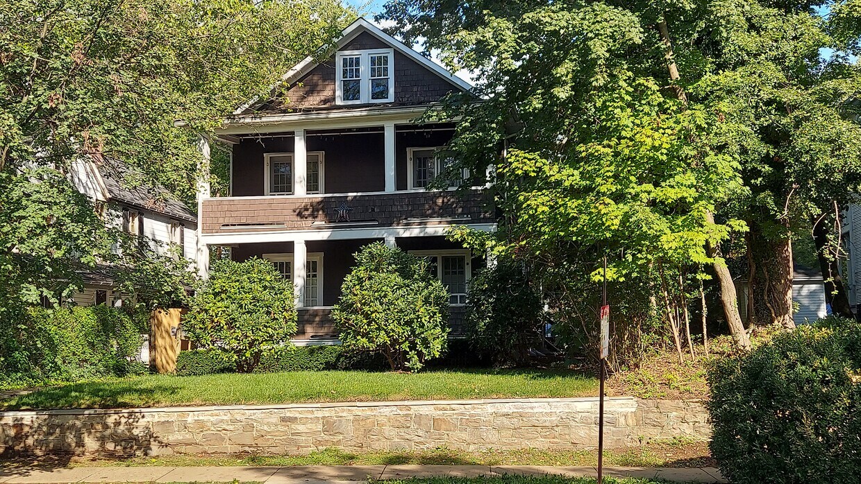 5107 Roland Ave Unit 2F, Baltimore, MD 21210 Apartments in Baltimore, MD