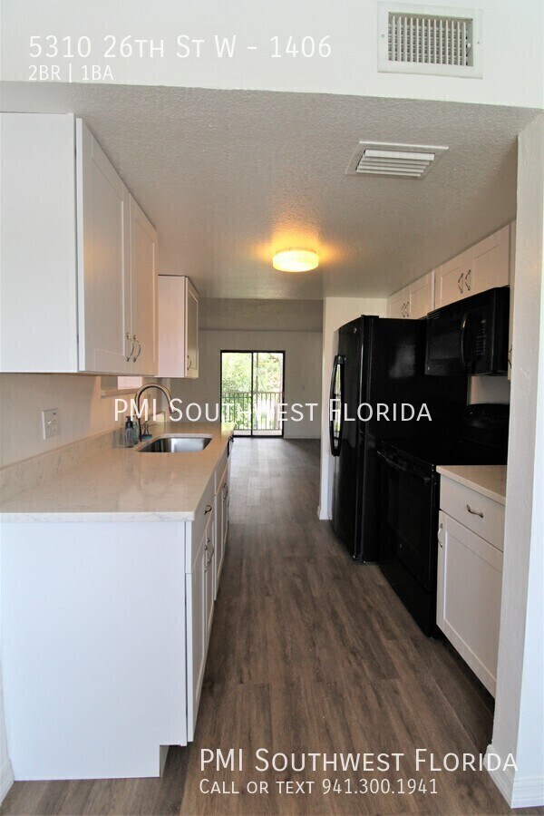 Foto del edificio - 5310 26th St W