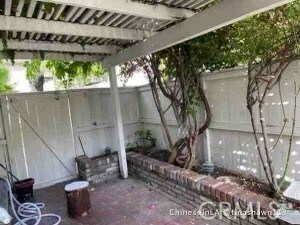 Building Photo - 2115 E Aroma Dr