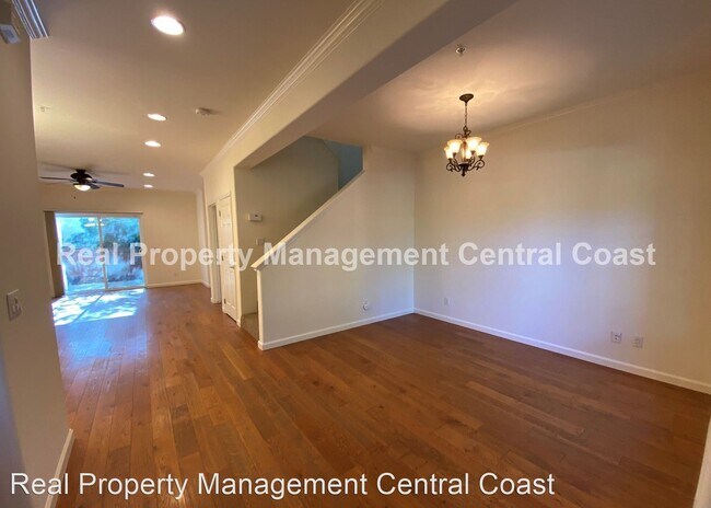Foto del edificio - 3 br, 2.5 bath House - 627 Nicklaus Street...