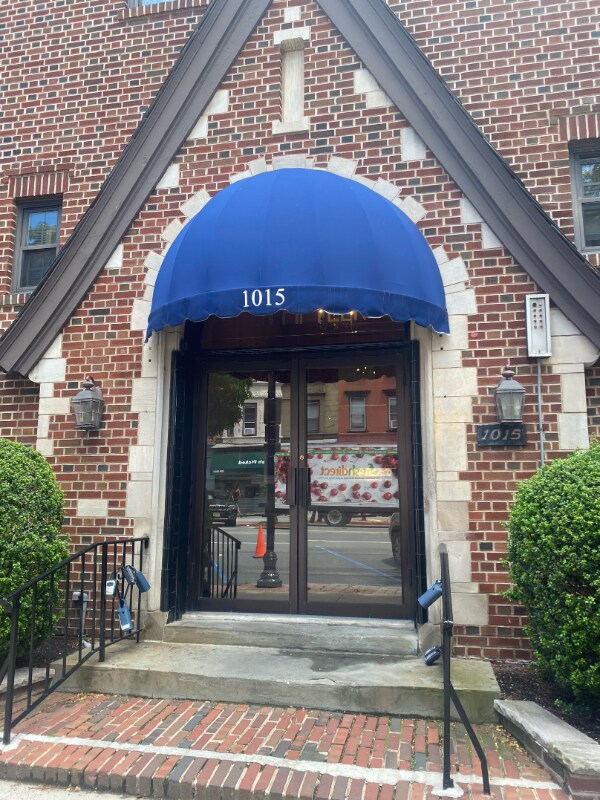 Building Photo - 1015 Washington St