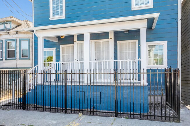 Building Photo - 3410 Adeline St